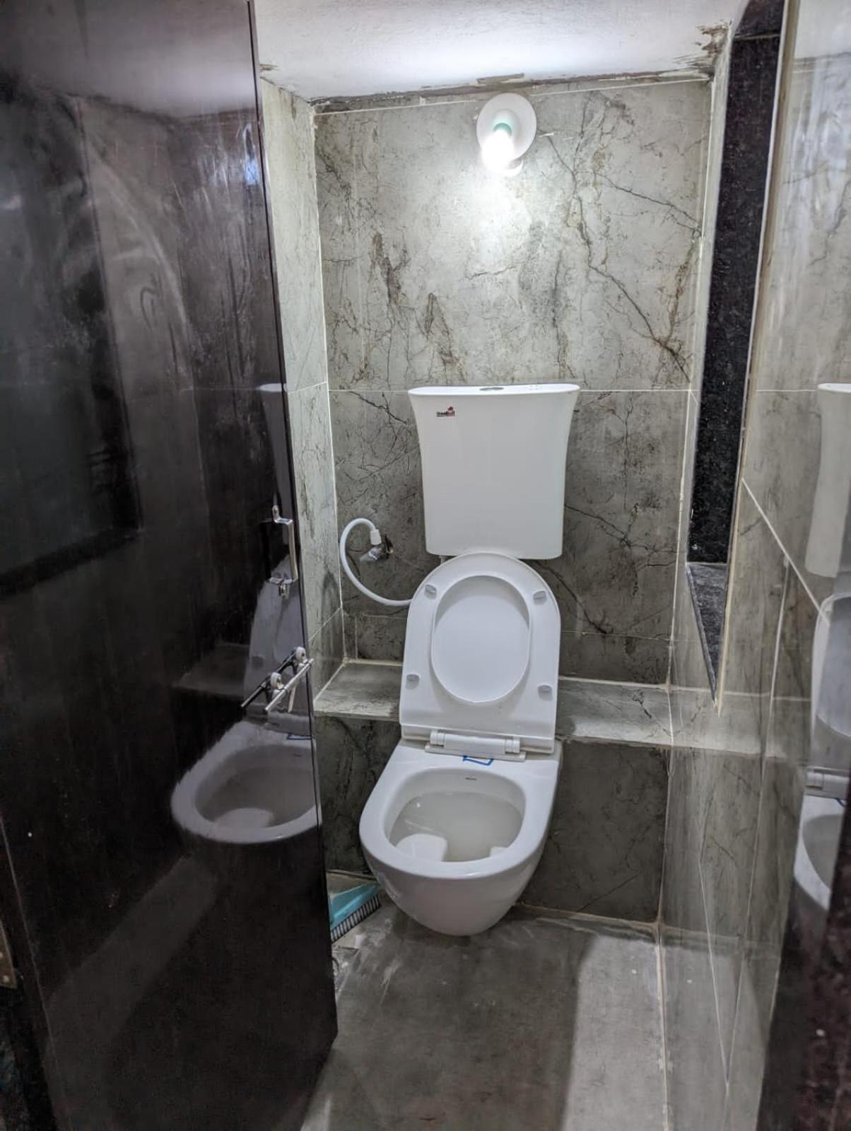 Swanky Sojourns Homestay Kolhapur Eksteriør bilde